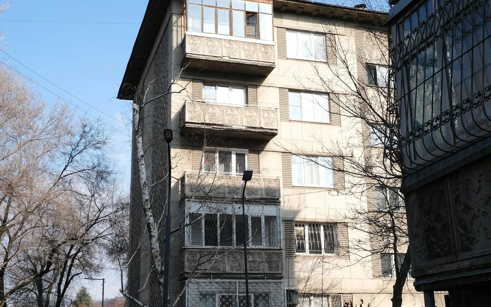 Eski apartman cephesi, 6306 riskli yapı tespiti